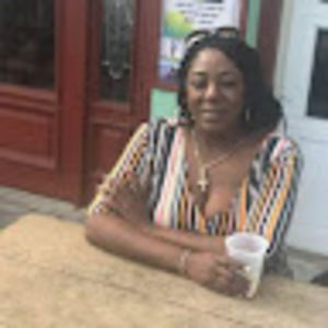 Meet your Posher, Deanna